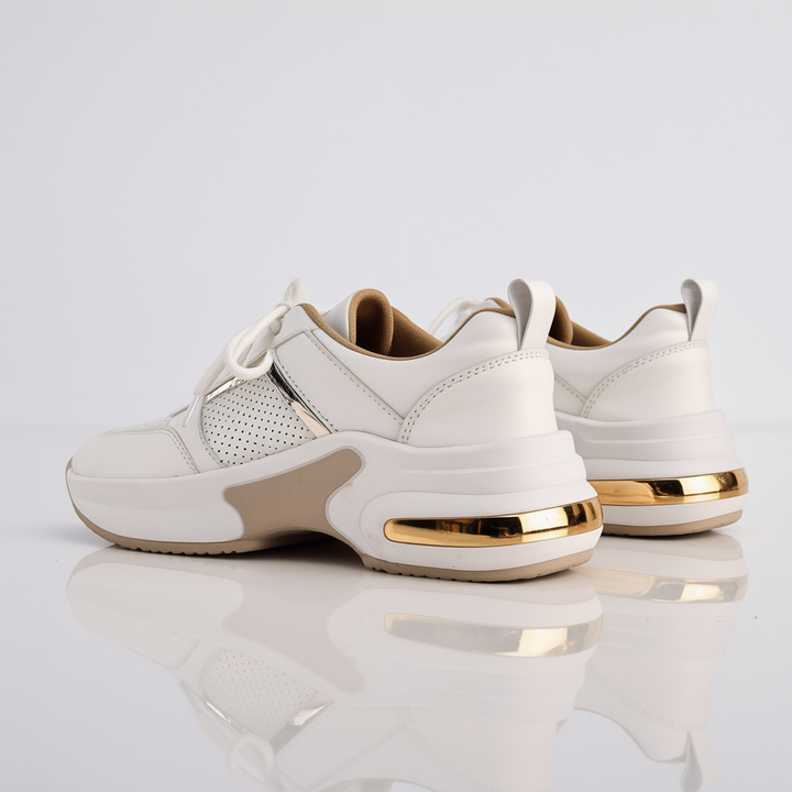 Aira Walk Sneakers